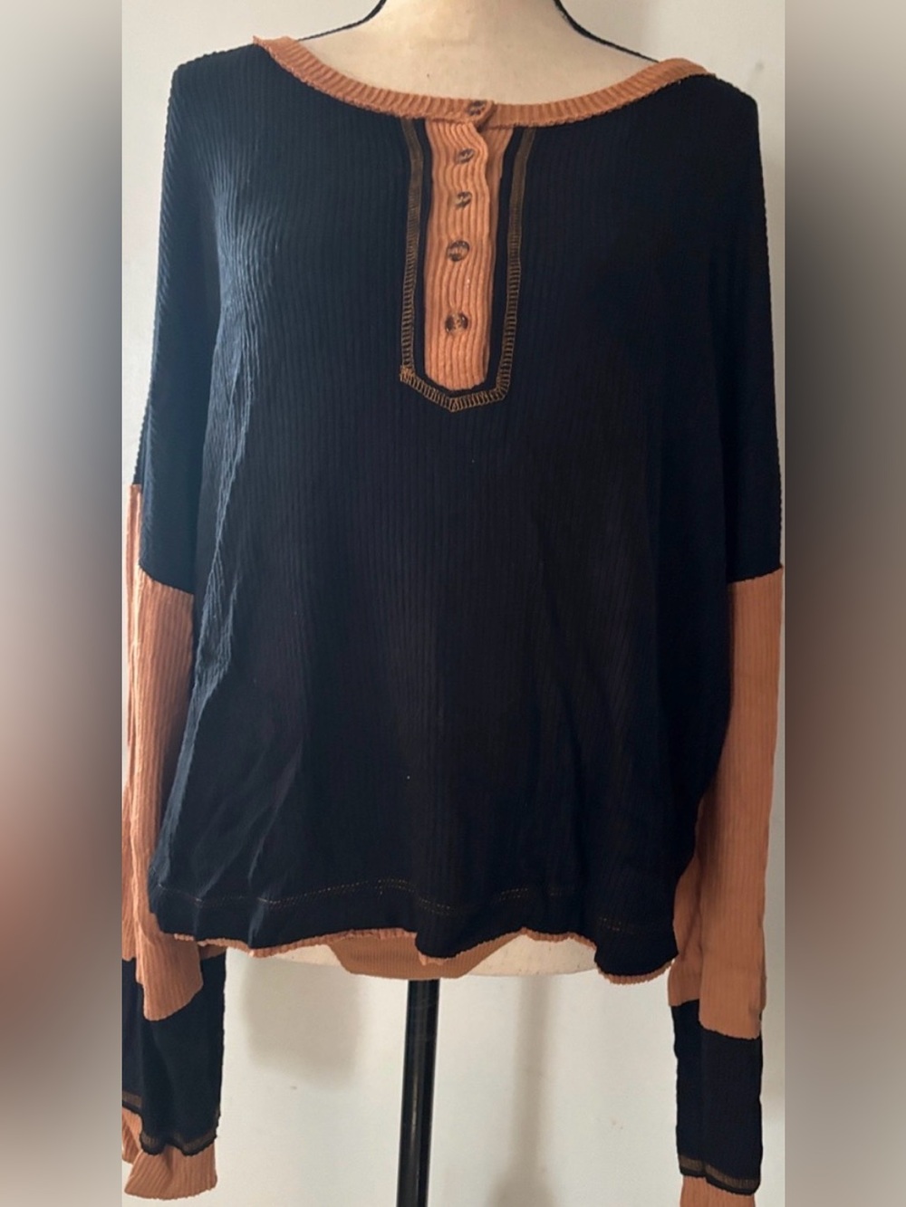On a Whim Two-Tone Ribbed Henley Button Pullover - Black & Rust